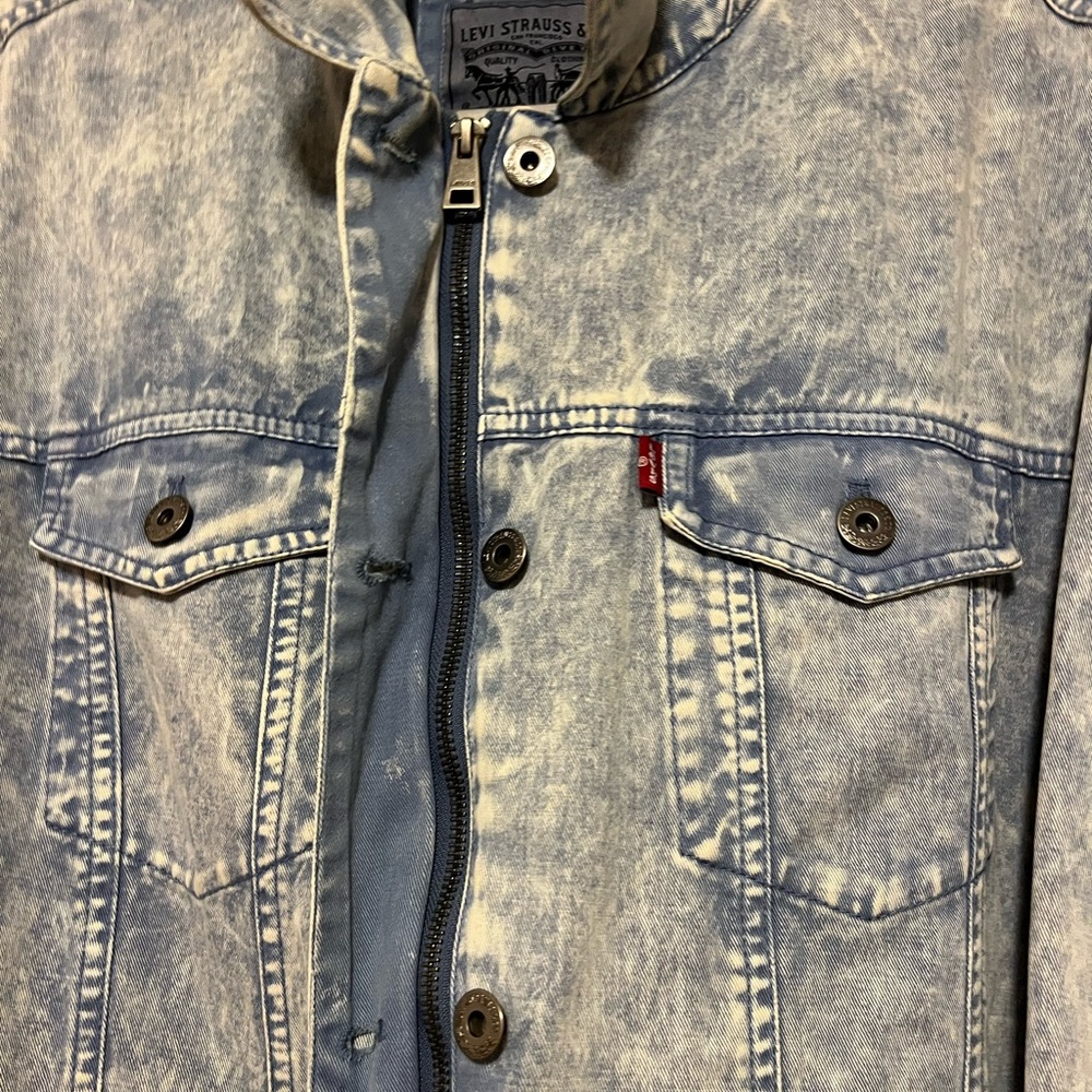 Levi’s Light Blue Thin Denim Acid Wash Jacket Full Zipper Button Down XL